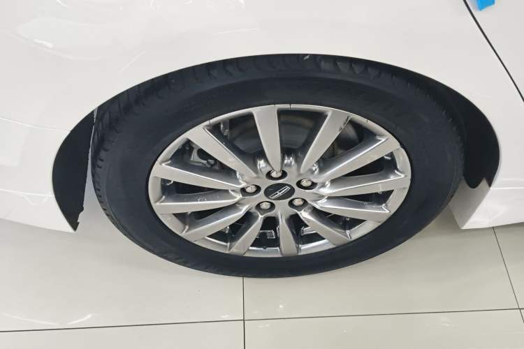 Used Lincoln MKZ 2020 2.0T Deluxe Edition Exterior 8
