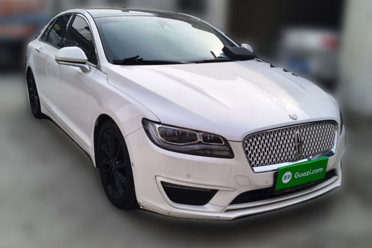 Used Lincoln MKZ 2020 2.0T Prestige Edition Front Right 45 Deg