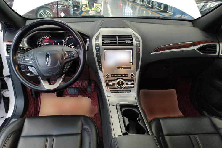 Used Lincoln MKZ 2020 2.0T Deluxe Edition Interior 2