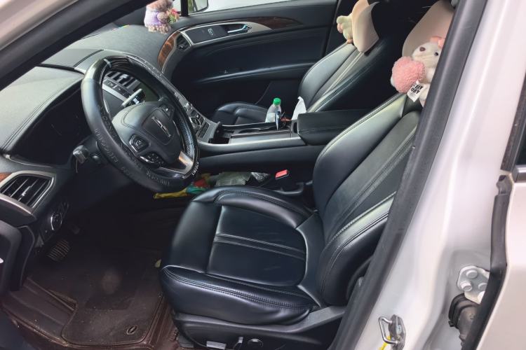 Used Lincoln MKZ 2020 2.0T Deluxe Edition Left Front Seat