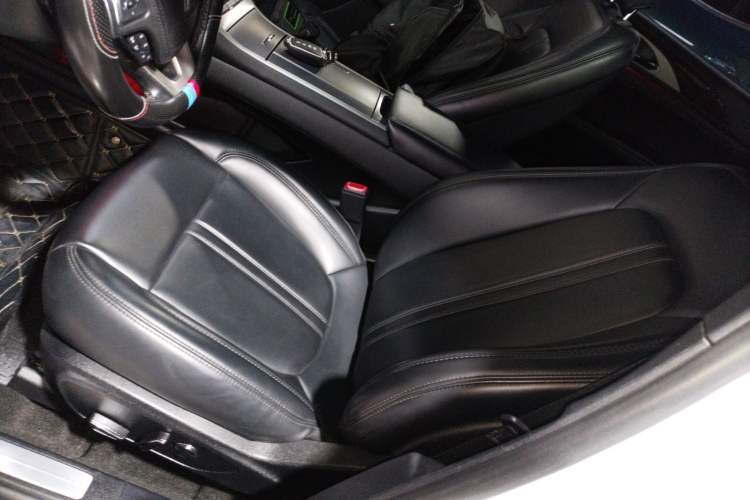 Used Lincoln MKZ 2020 2.0T Deluxe Edition Left Front Seat