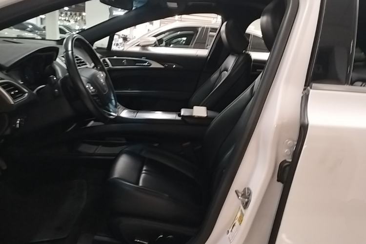 Used Lincoln MKZ 2020 2.0T Deluxe Edition Left Front Seat