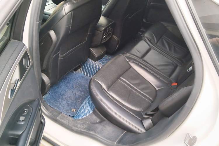 Used Lincoln MKZ 2020 2.0T Prestige Edition Left Rear Seat