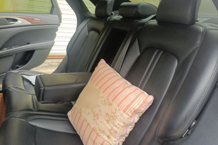Used Lincoln MKZ  Left Rear Seat