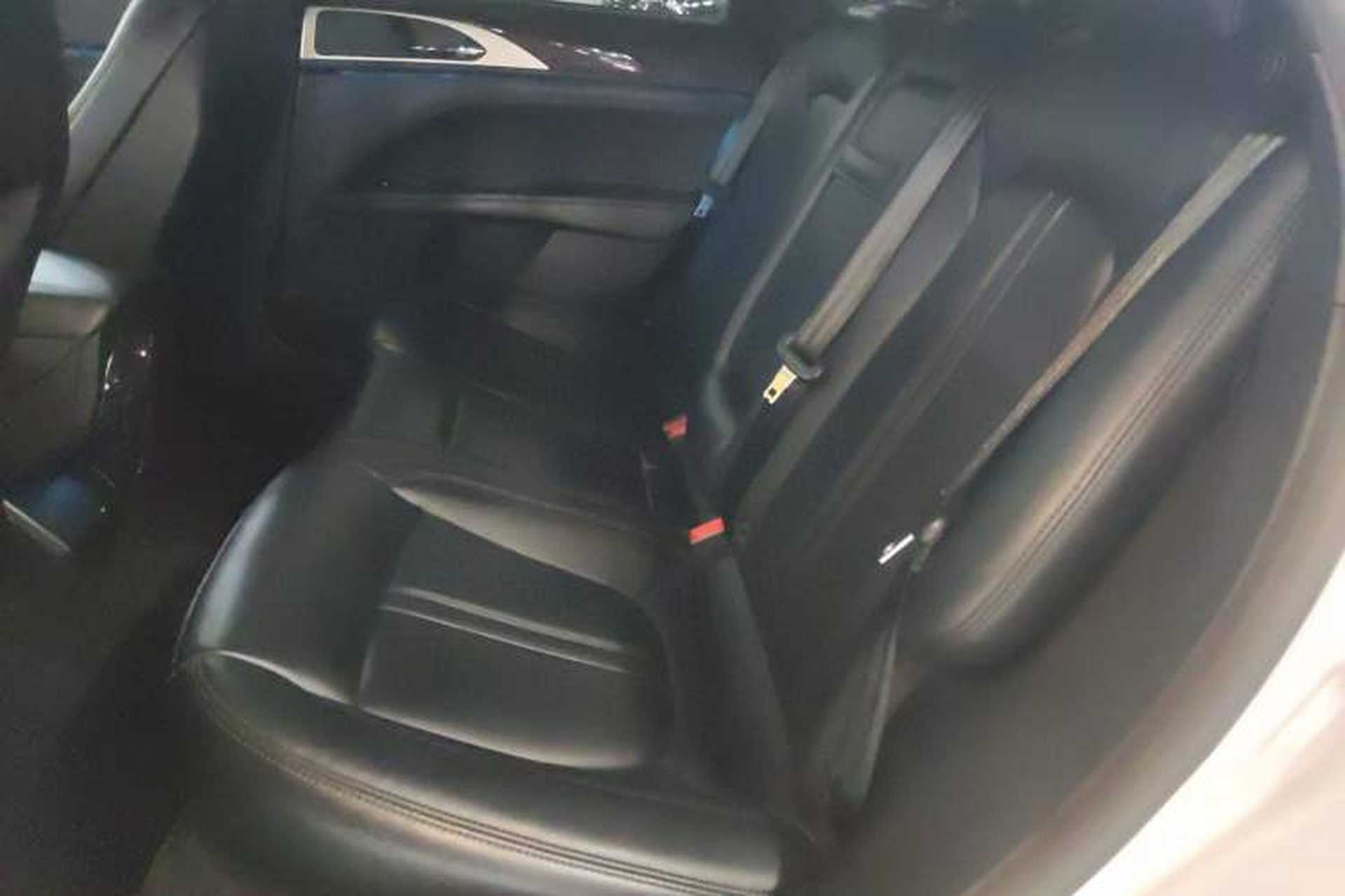 Used Lincoln MKZ 2020 2.0T Deluxe Edition Left Rear Seat