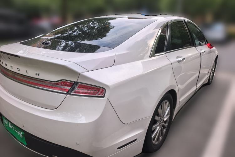 Used Lincoln MKZ 2020 2.0T Deluxe Edition Rear Right 45 Deg