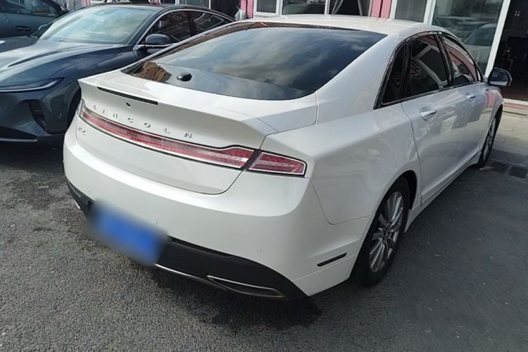 Used Lincoln MKZ 2020 2.0T Deluxe Edition Rear Right 45 Deg