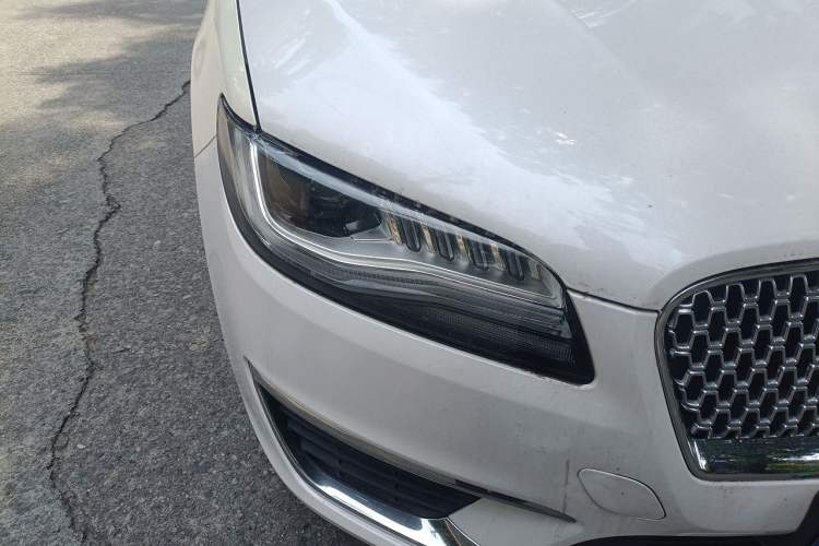 Used Lincoln MKZ 2020 2.0T Deluxe Edition Right Front Headlight