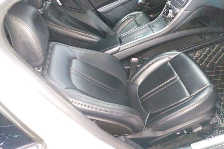 Used Lincoln MKZ 2020 2.0T Deluxe Edition Right Front Seat