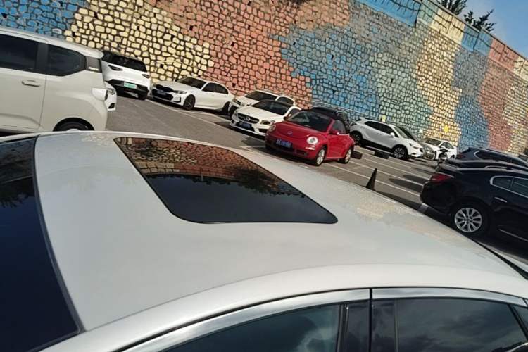 Used Lincoln MKZ 2020 2.0T Deluxe Edition Roof