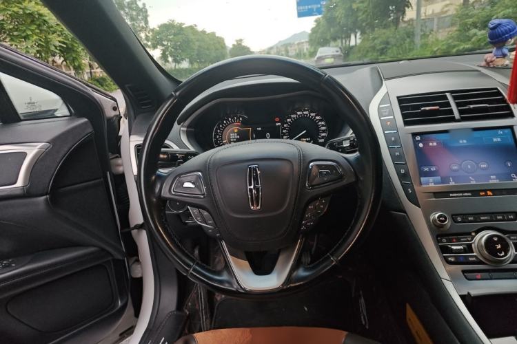 Used Lincoln MKZ 2020 2.0T Zunyue Edition Steering Wheel