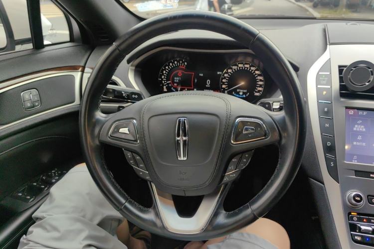 Used Lincoln MKZ 2020 2.0T Luxury Edition Steering Wheel