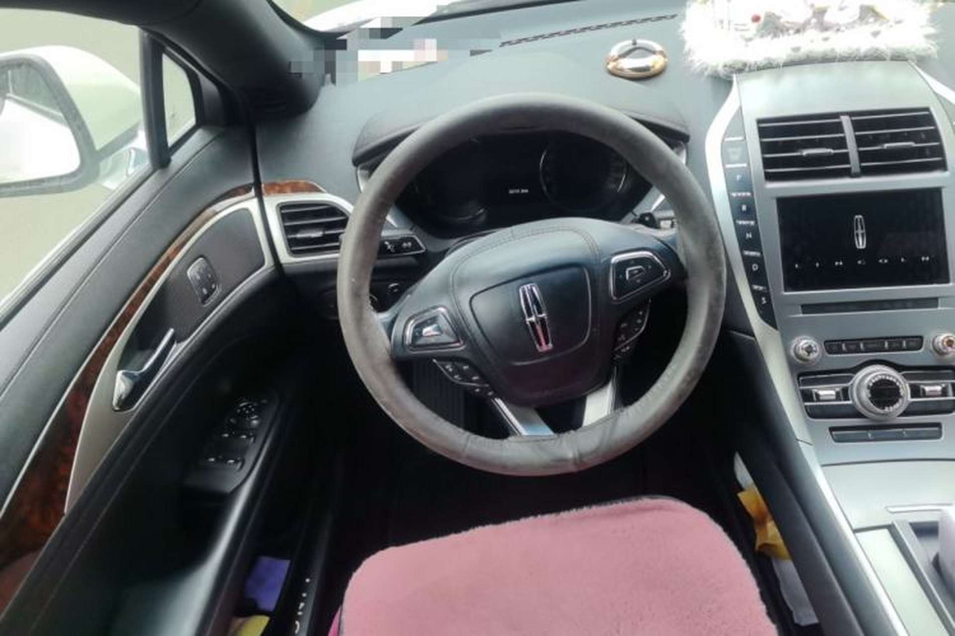 Used Lincoln MKZ 2020 2.0T Deluxe Edition Steering Wheel