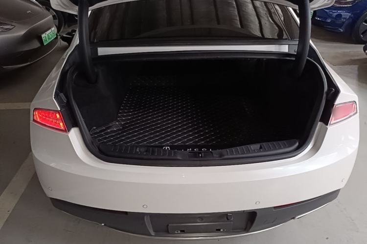Used Lincoln MKZ 2020 2.0T MONO Limited Edition Prestige Version MONO WHITE Trunk