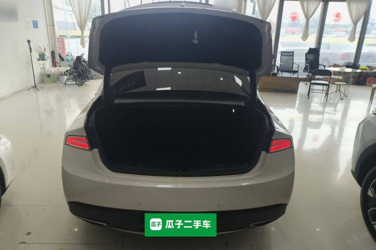 Used Lincoln MKZ 2020 2.0T Deluxe Edition Trunk