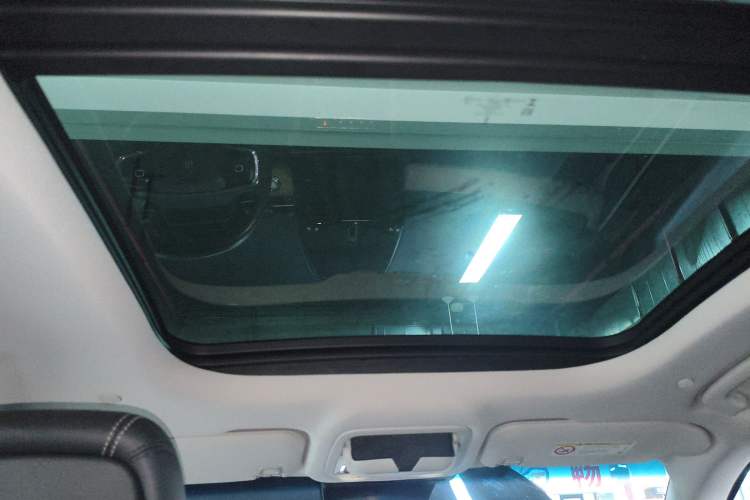 Used Lincoln Nautilus 2023 2.0T All-Wheel-Drive Luxury Hybrid Edition Headliner