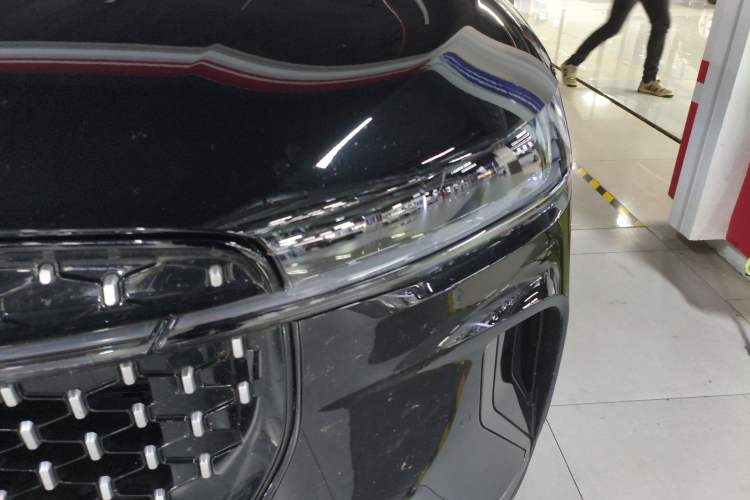 Used Lincoln Nautilus 2023 2.0T All-Wheel-Drive Luxury Hybrid Edition Left Front Headlight