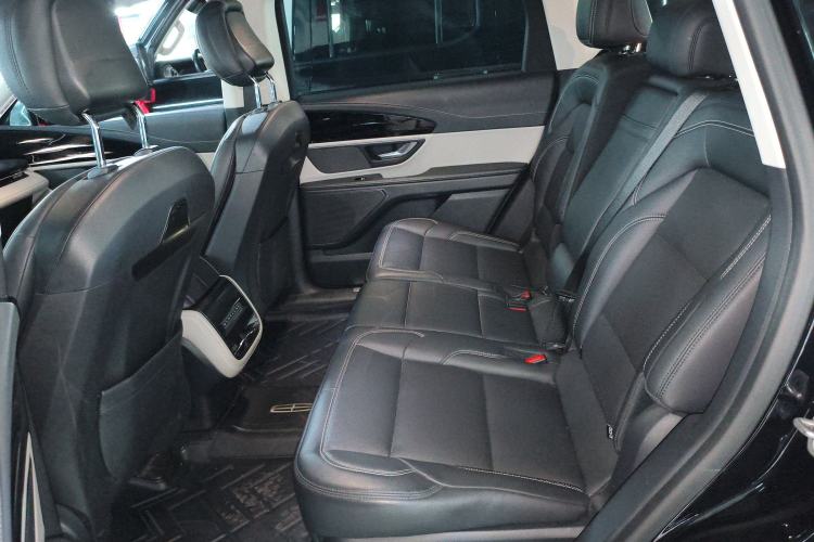 Used Lincoln Nautilus 2023 2.0T All-Wheel-Drive Luxury Hybrid Edition Left Rear Seat