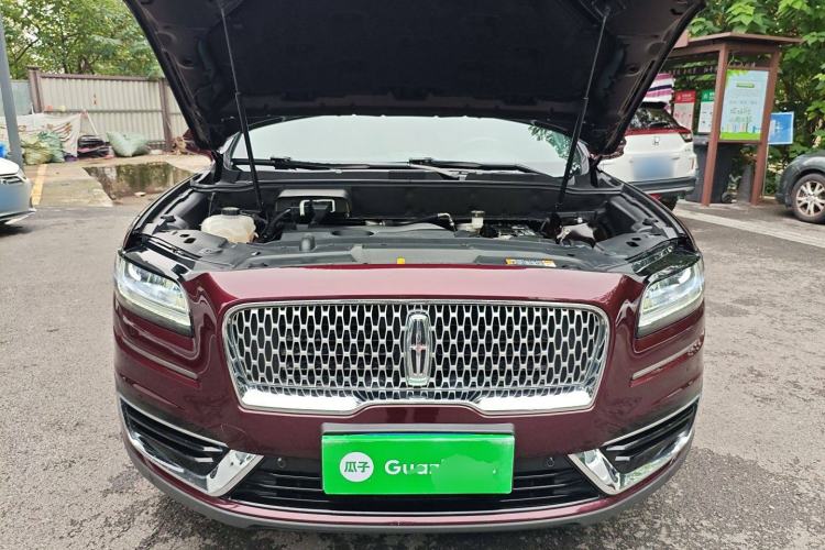 Used Lincoln Nautilus 2019 2.0T Two-Wheel Drive Luxury Edition China VI Standard Engine Bay