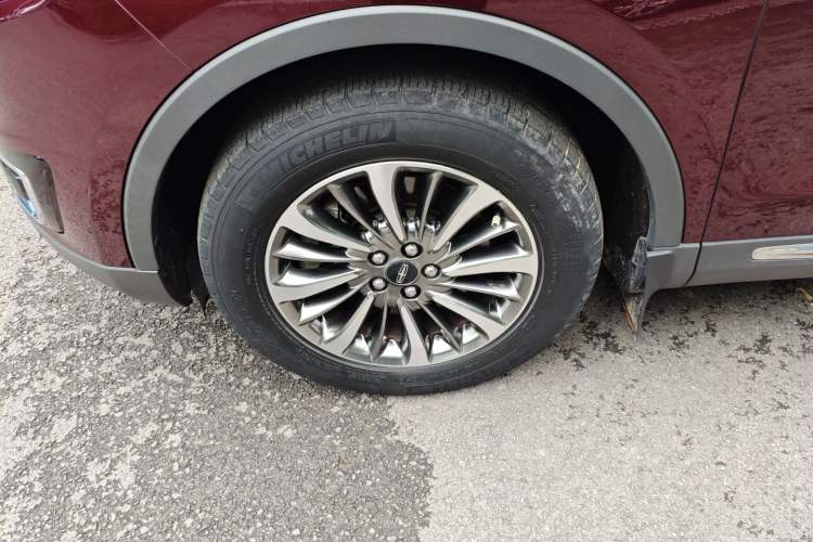 Used Lincoln Nautilus 2019 2.0T Two-Wheel Drive Luxury Edition China VI Standard Left Front Wheel Hub
