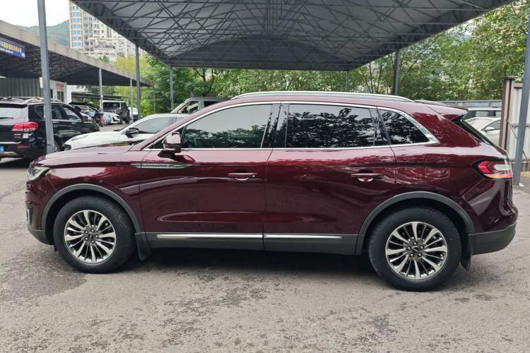 Used Lincoln Nautilus 2019 2.0T Two-Wheel Drive Luxury Edition China VI Standard Left Side