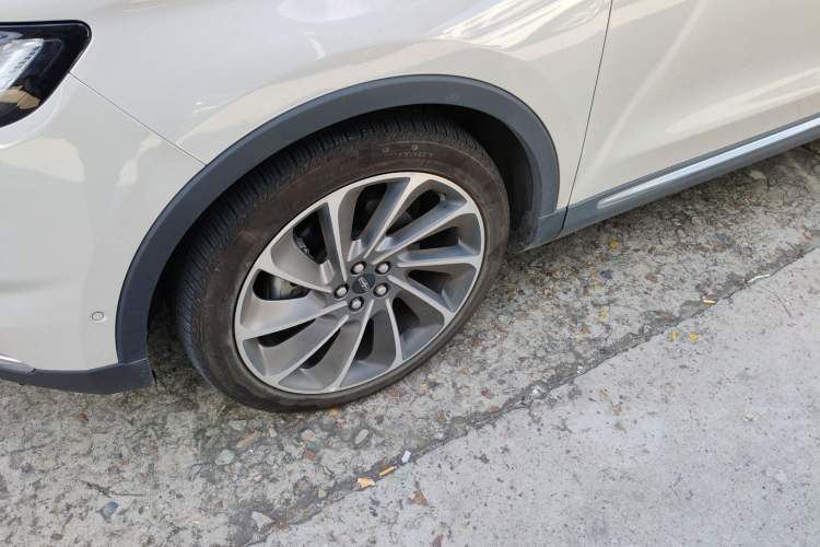 Used Lincoln Nautilus 2021 2.0T Four-Wheel Drive Luxury Edition Left Front Wheel Hub