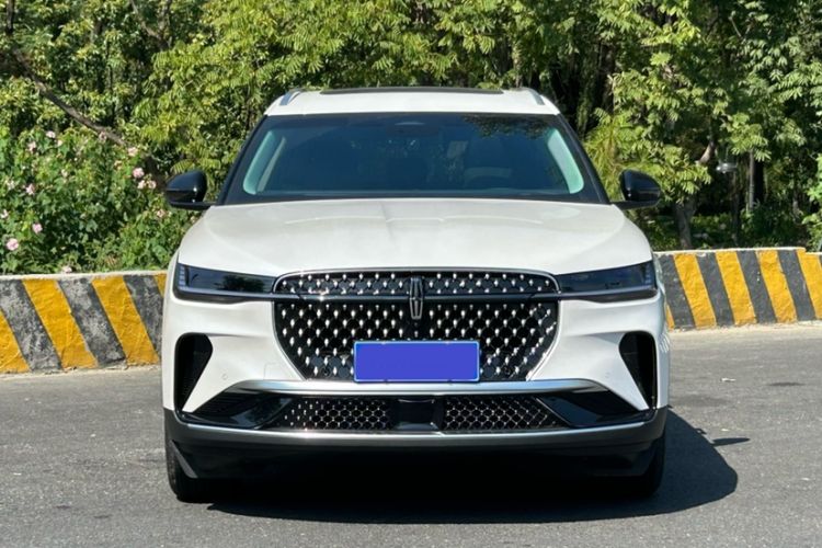 Used Lincoln Nautilus 2025 2.0T Four-Wheel Drive Luxury Edition Exterior 5