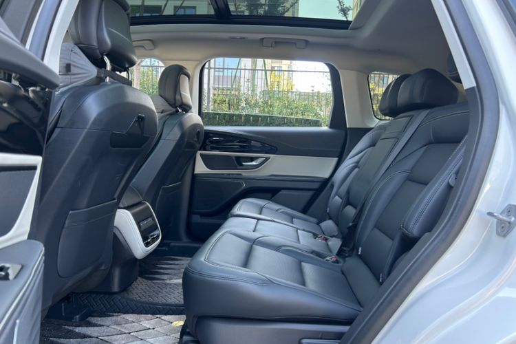 Used Lincoln Nautilus 2025 2.0T Four-Wheel Drive Luxury Edition Interior 3