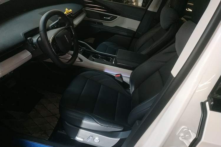 Used Lincoln Nautilus 2025 2.0T Four-Wheel Drive Luxury Edition Left Front Seat