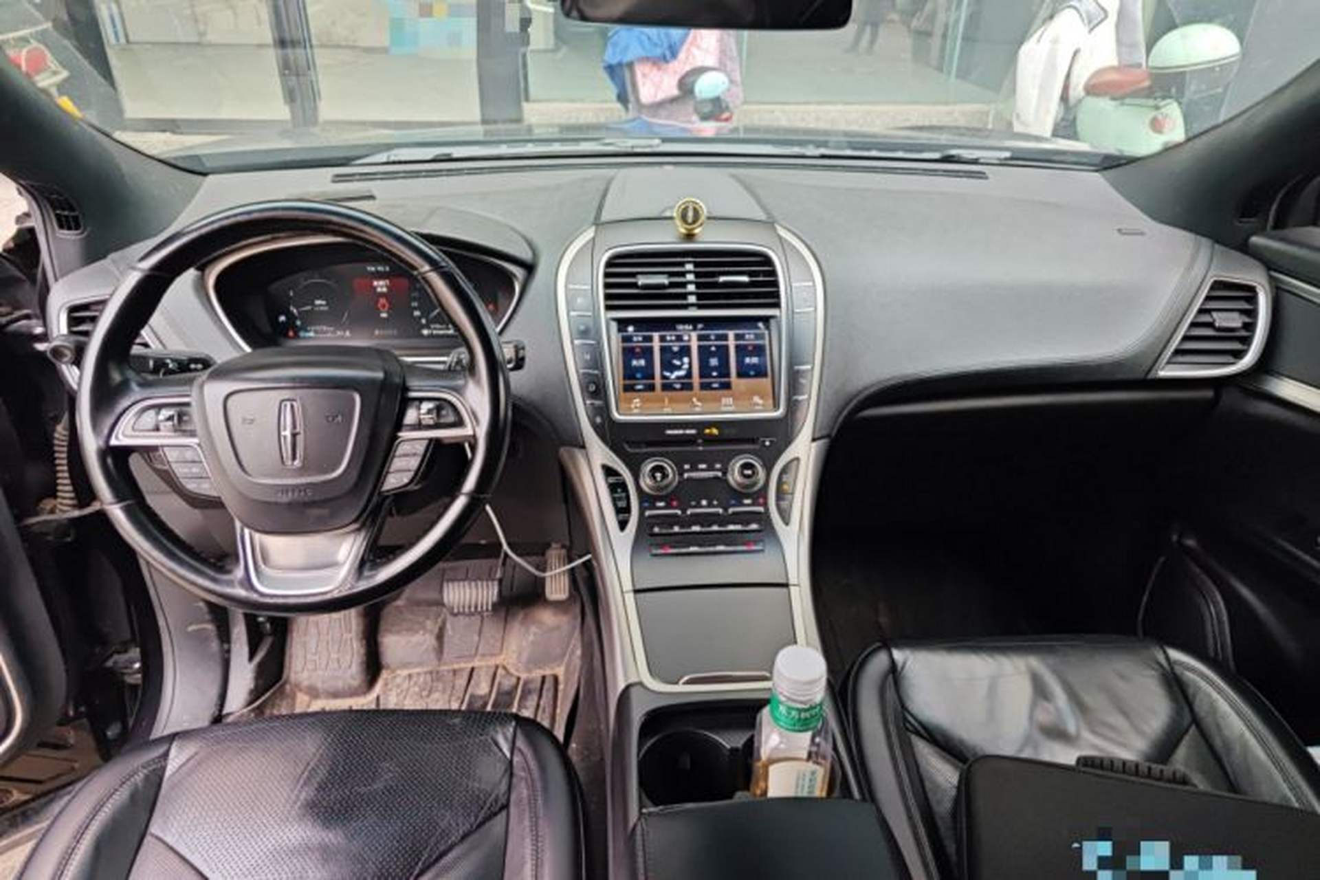 Used Lincoln Nautilus 2019 2.0T Two-Wheel Drive Luxury Edition China VI Standard Center Console