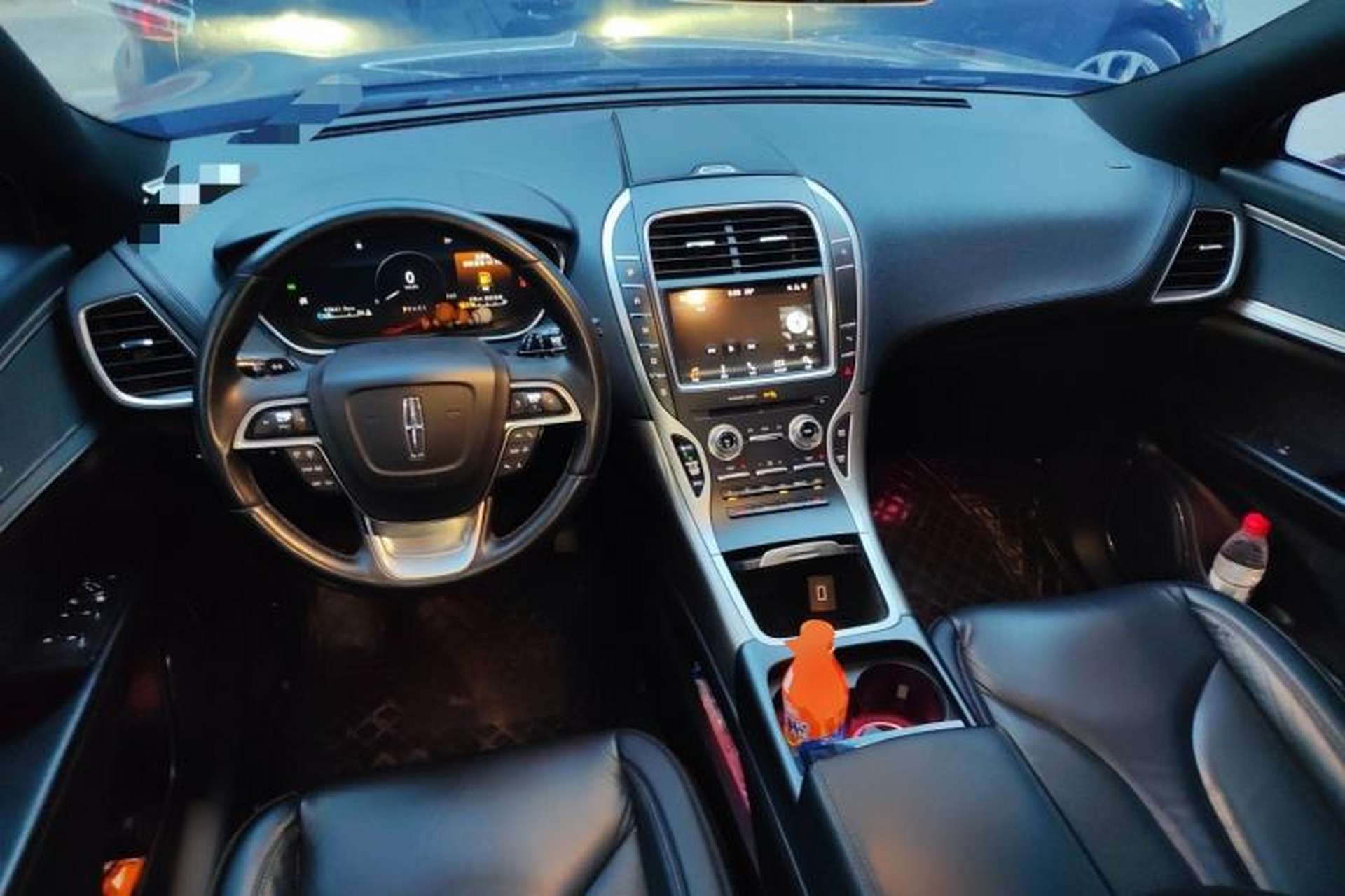 Used Lincoln Nautilus 2019 2.0T Two-Wheel Drive Luxury Edition China VI Standard Center Console