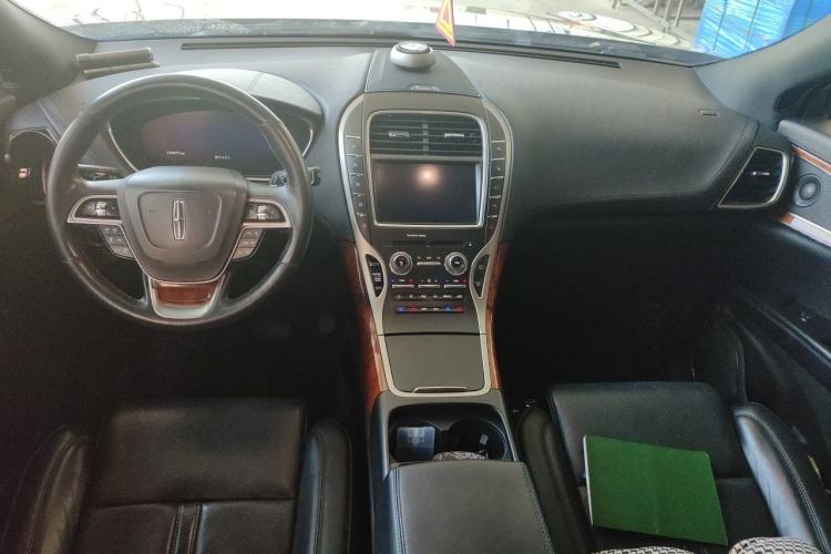 Used Lincoln Nautilus 2019 2.7T Four-Wheel Drive Prestige Edition China VI Standard Center Console