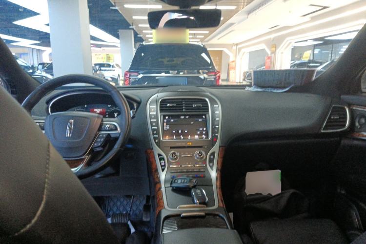 Used Lincoln Nautilus 2019 2.7T Four-Wheel Drive Prestige Edition China VI Standard Center Console