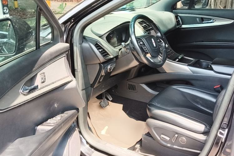 Used Lincoln Nautilus 2019 2.0T Two-Wheel Drive Luxury Edition China VI Standard Driver Seat