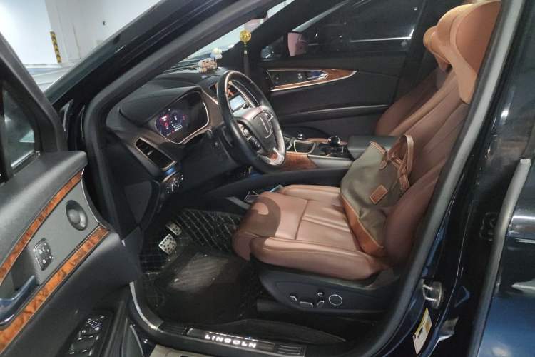 Used Lincoln Nautilus 2019 2.7T Four-Wheel Drive Prestige Edition China VI Standard Driver Seat