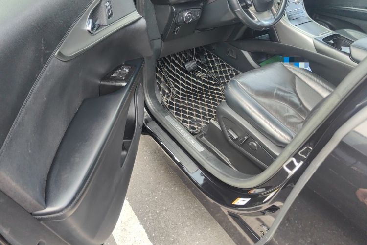 Used Lincoln Nautilus 2019 2.0T Two-Wheel Drive Luxury Edition China V Standard Driver Seat