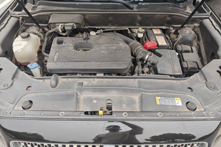 Used Lincoln Nautilus 2019 2.0T Two-Wheel Drive Luxury Edition China VI Standard Engine Bay