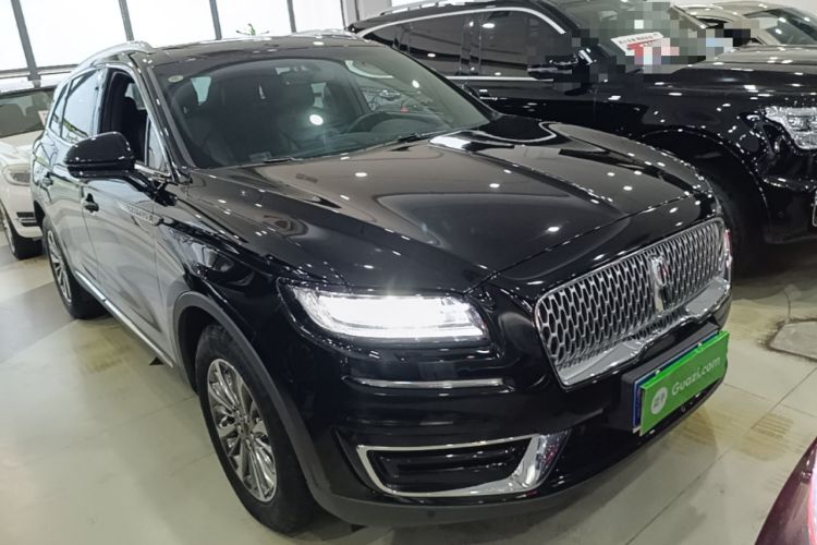 Used Lincoln Nautilus 2019 2.0T Two-Wheel Drive Luxury Edition China VI Standard Front Right 45 Deg