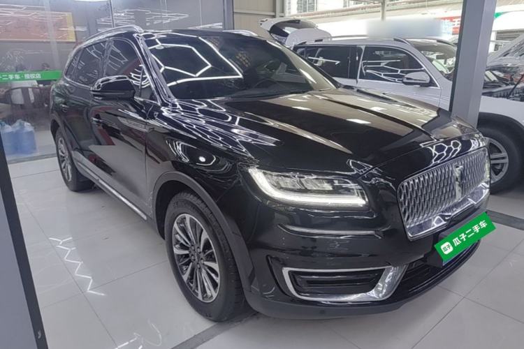 Used Lincoln Nautilus 2019 2.0T Two-Wheel Drive Luxury Edition China VI Standard Front Right 45 Deg