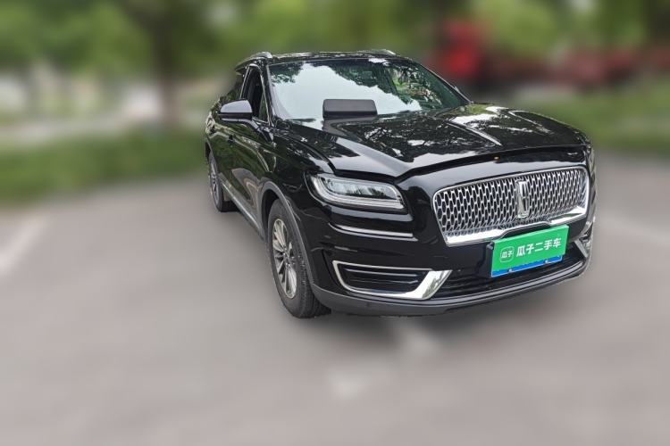 Used Lincoln Nautilus 2019 2.0T Two-Wheel Drive Luxury Edition China VI Standard Front Right 45 Deg