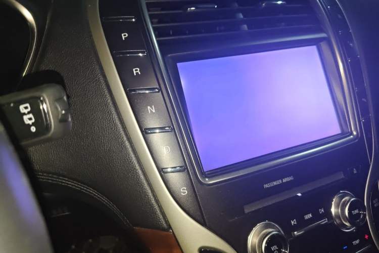 Used Lincoln Nautilus 2019 2.0T Four-Wheel Drive Zunya Edition China VI Standard Gear Lever