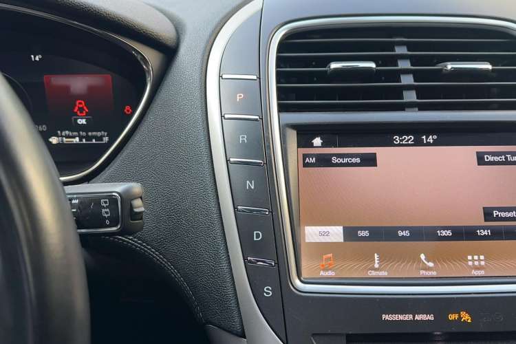 Used Lincoln Nautilus 2019 2.0T Two-Wheel Drive Luxury Edition China VI Standard Gear Lever