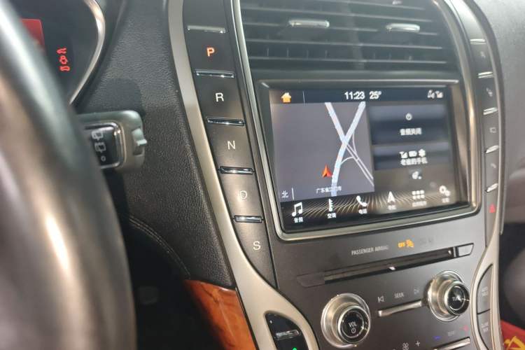 Used Lincoln Nautilus 2019 2.7T Four-Wheel Drive Prestige Edition China VI Standard Gear Lever