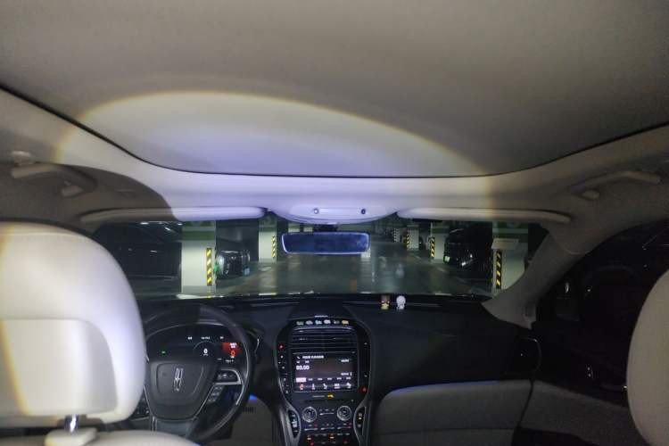 Used Lincoln Nautilus 2019 2.0T Two-Wheel Drive Luxury Edition China VI Standard Headliner