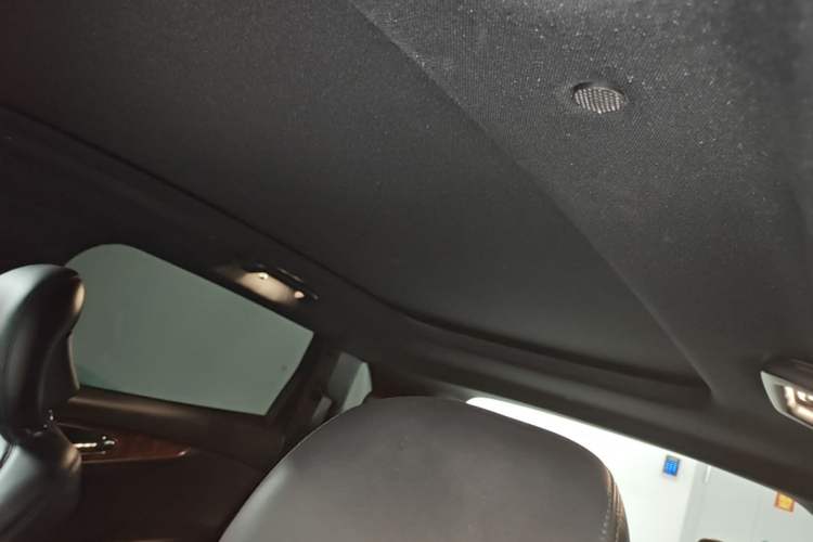 Used Lincoln Nautilus 2019 2.0T Four-Wheel Drive Zunya Edition China VI Standard Headliner