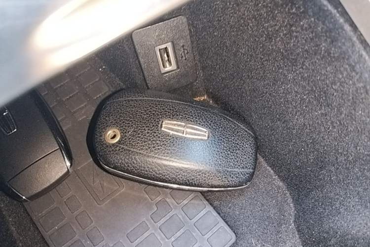 Used Lincoln Nautilus 2019 2.0T Four-Wheel Drive Zunya Edition China VI Standard Interior 1
