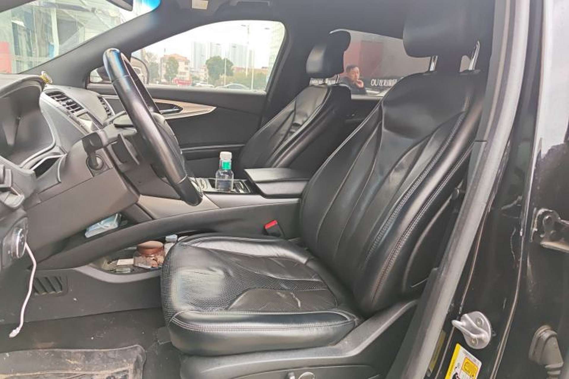Used Lincoln Nautilus 2019 2.0T Two-Wheel Drive Luxury Edition China VI Standard Left Front Seat