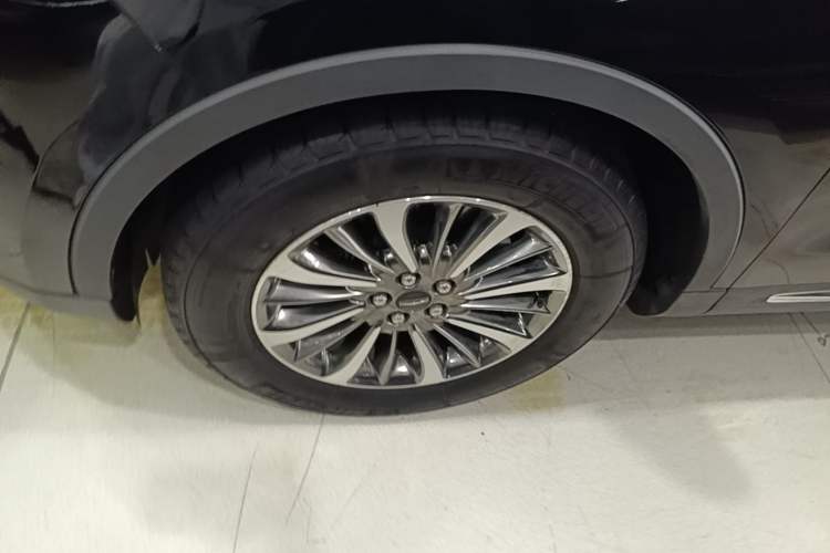 Used Lincoln Nautilus 2019 2.0T Two-Wheel Drive Luxury Edition China VI Standard Left Front Wheel Hub