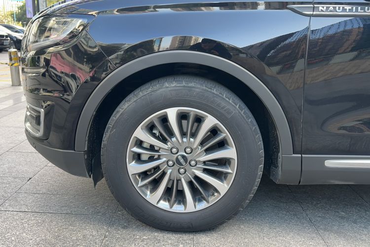Used Lincoln Nautilus 2019 2.0T Two-Wheel Drive Luxury Edition China VI Standard Left Front Wheel Hub