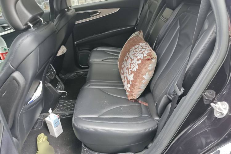 Used Lincoln Nautilus 2019 2.0T Two-Wheel Drive Luxury Edition China VI Standard Left Rear Seat